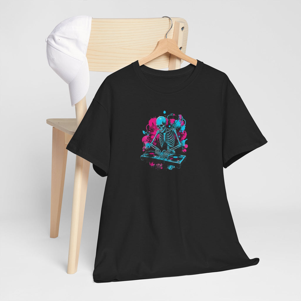 Neon Skeleton Synthwave Tee — Retro Vaporwave Skull Graphic T-Shirt